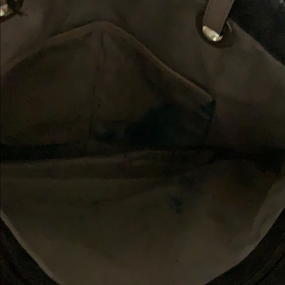 Michael Kors monogram tote - Picture 2 of 8